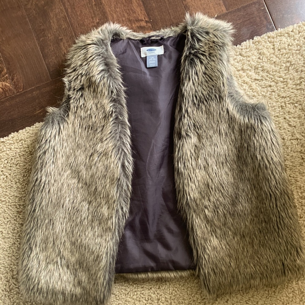 Old Navy Fake Fur Girls Vest